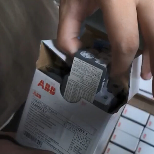 ABB 1SAZ211201R1031 TA25DU-3.1 2.2-3.1A 690V Surge Arrester Thermal Overload Relay - Image 3