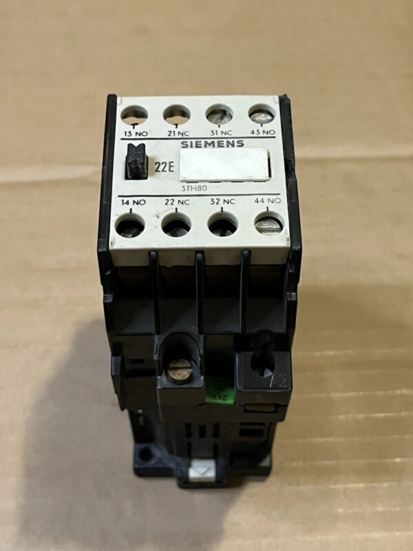 Siemens 3TH80 22-0XF0 4NO 24V DC/AC 110V AC 230V AC Contactor Relay - Image 2