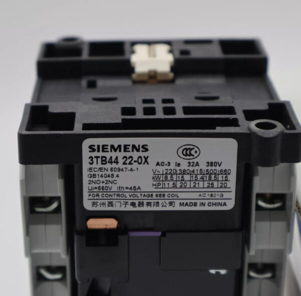 Siemens 3TB44 22-0XM0 3 Pole AC 220V Contactor - Image 3