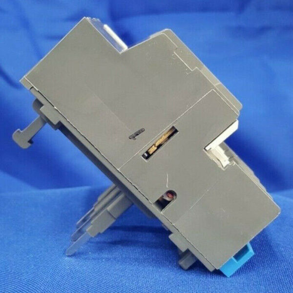 ABB 1SAZ211201R1035 TA25DU-5.0 3.5-5A Thermal Overload Relay - Image 2