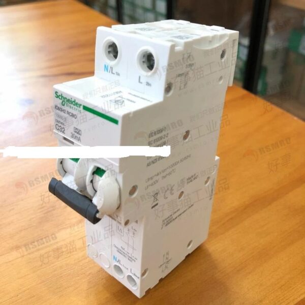 Schneider A9D11210 240V RCBO iC60H2 2P10A 30mA Overcurrent protection circuit breaker - Image 4