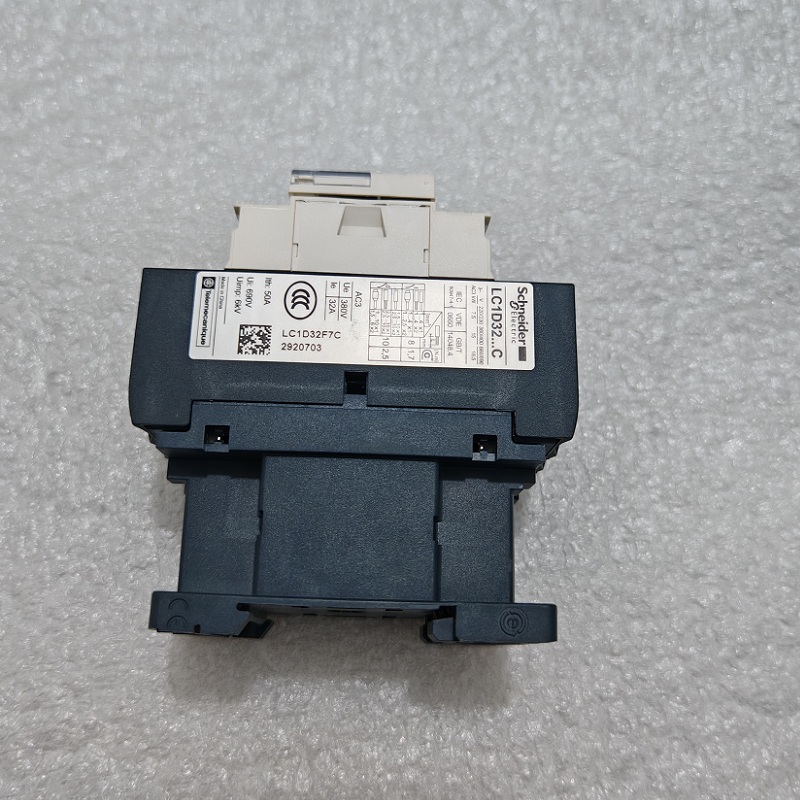Schneider Contactor LC1D40AM7C AC 220V TeSys D Contactor - Image 2