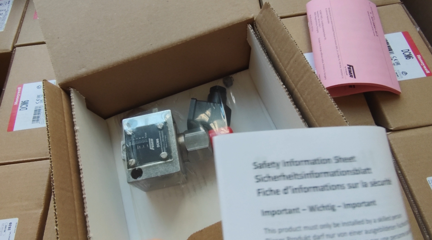 Honeywell Original New FEMA DCM6 high-precision mechanical pressure switch - Image 8